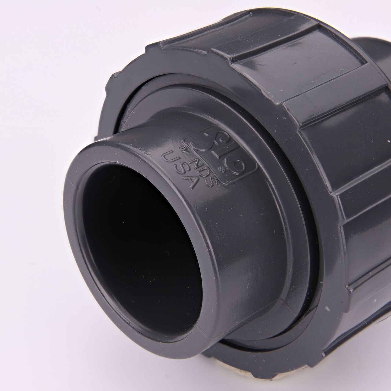 Closeup view of one slip end on the NDS 3/4 in. PVC Union (NDS U-0750-S)  which provides a corrosion-free connection between pipes and prevents costly property damage