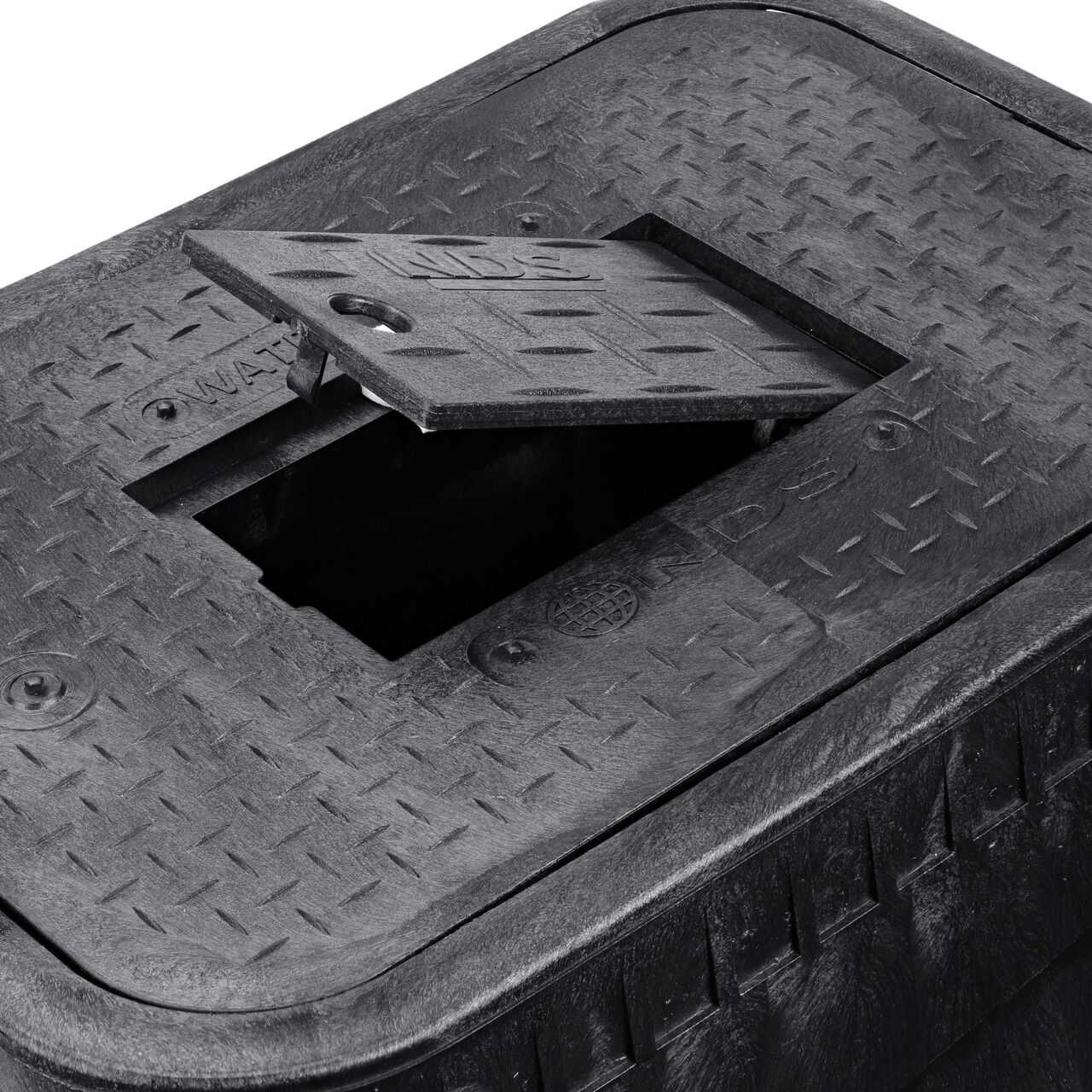 Closeup view of the Plastic reader door partially lifted on the NDS 14 in. X 19 in. Rectangular Standard Series Meter Box & Water Meter Cover (NDS D1800-DIRB)