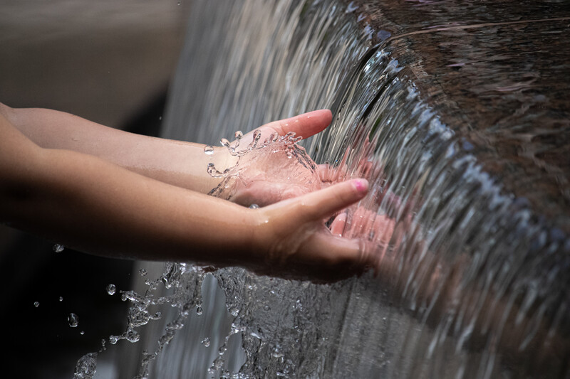 Hands Waterfall