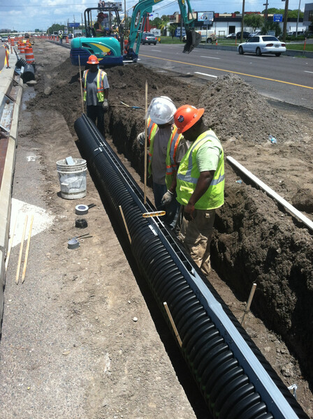 Installation de Duraslot sur une rue