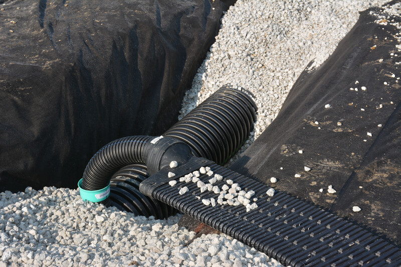 Inserta Tee and AdvanEdge Pipe