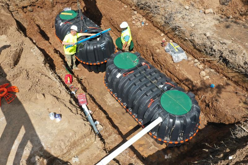 CM-1060 Tank Installation 02